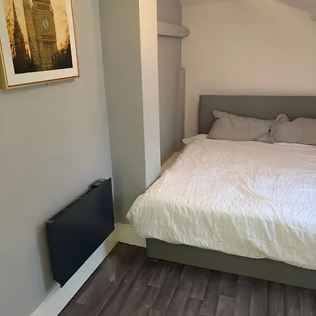 Apartment Montpelier Place Bristol